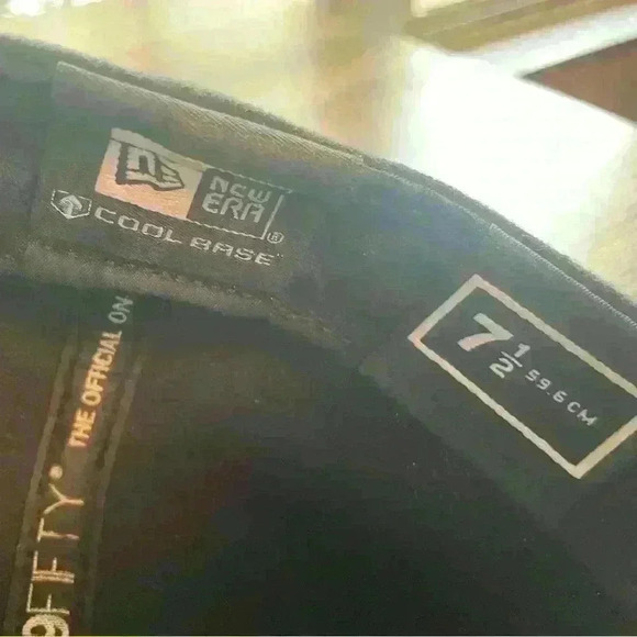 Cincinnati Reds MLB Red/Black Baseball Hat On-Field Cap 7 New Era 59Fifty 7 1/2 - Picture 4 of 6